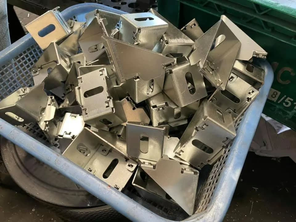Representative sample metal component