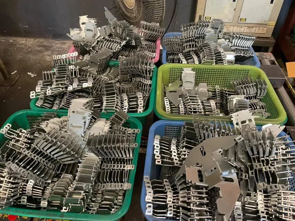 Representative sample metal component