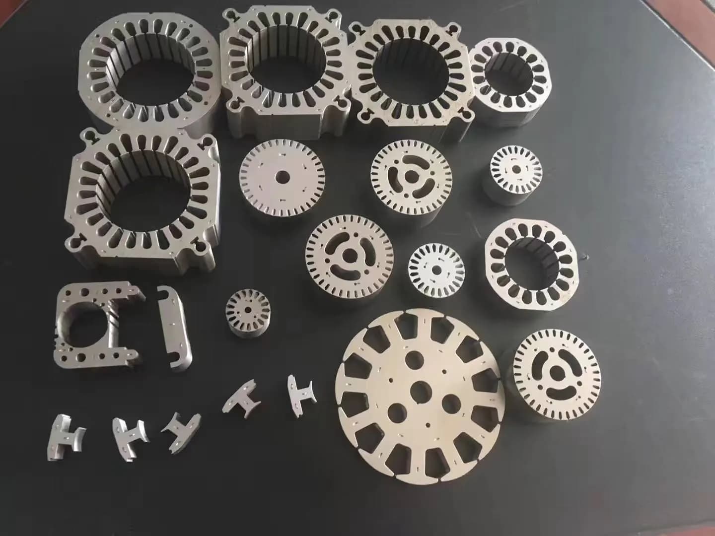 Representative sample metal component