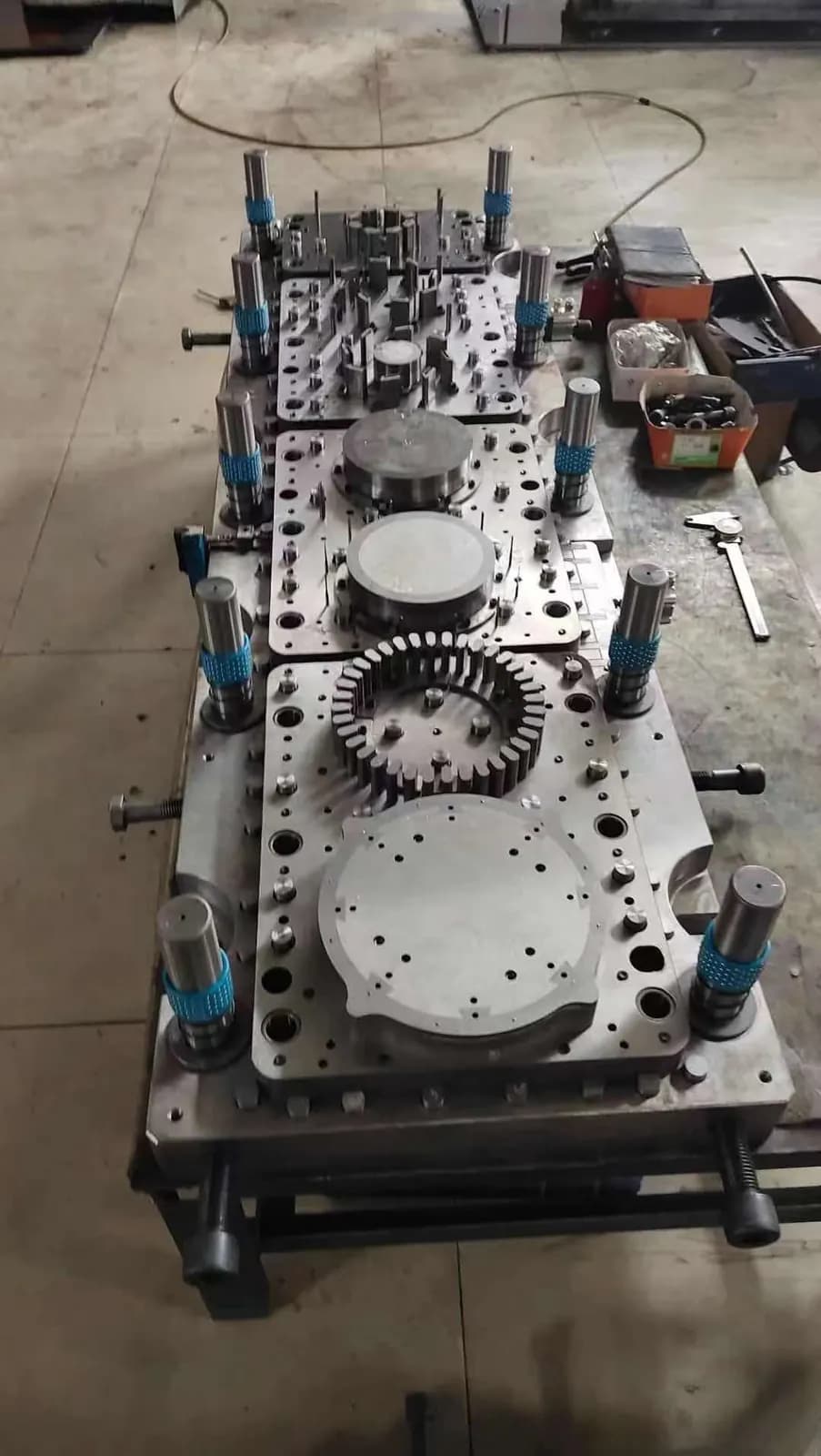 Progressive / production die tooling